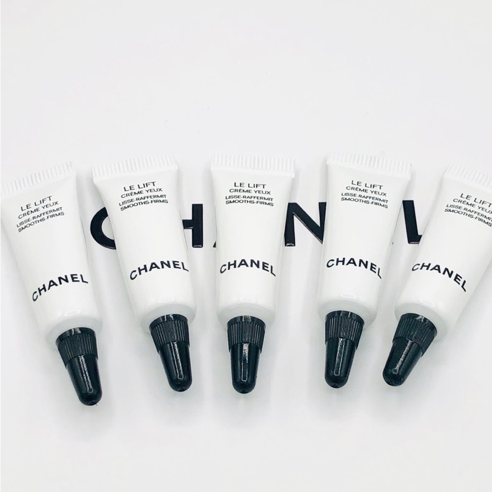 Chanel LE LIFT CRÈME YEUX Smooths Firms Eye Cream 5pc value $110